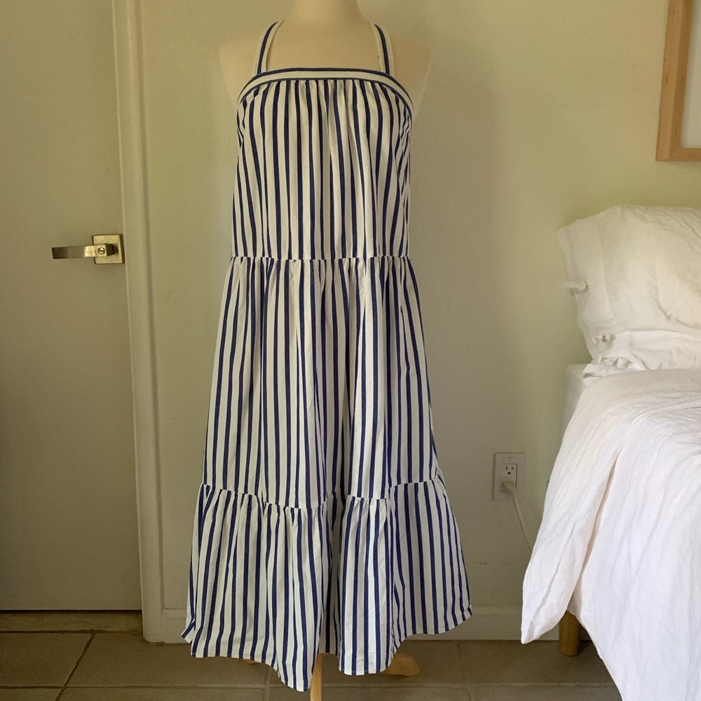 Universal Thread dress, size M